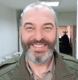 Cüneyt AKBULUT